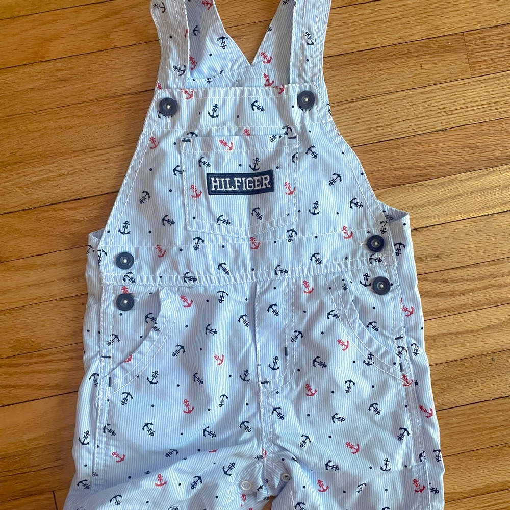 ☁️ 5/$20 Tommy Hilfiger Overalls 12 M